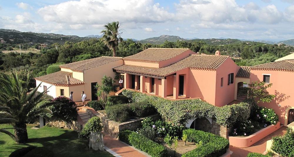 Godo Beach Hotel Baja Cerdeña Exterior foto