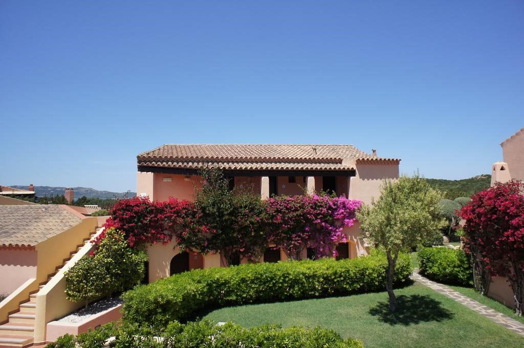Godo Beach Hotel Baja Cerdeña Exterior foto